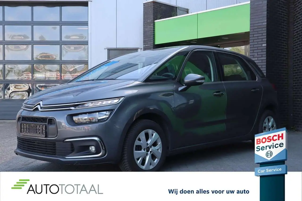 Photo 1 : Citroen C4 2019 Petrol