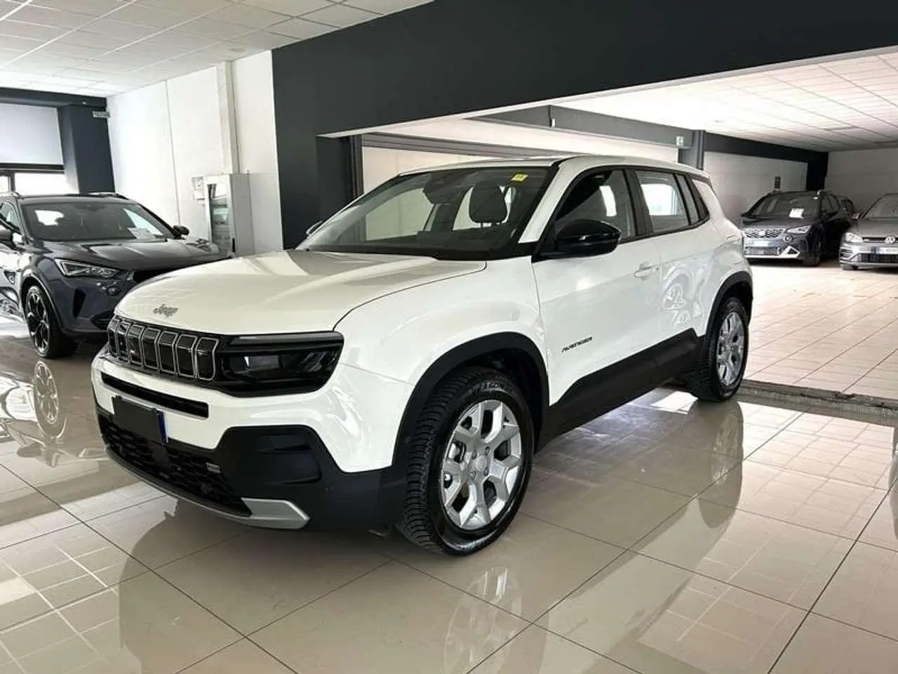 Photo 1 : Jeep Avenger 2023 Petrol