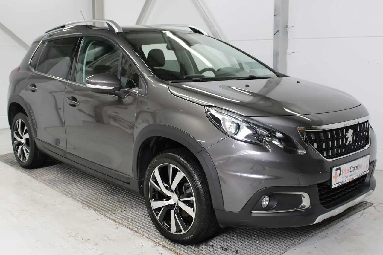 Photo 1 : Peugeot 2008 2019 Essence