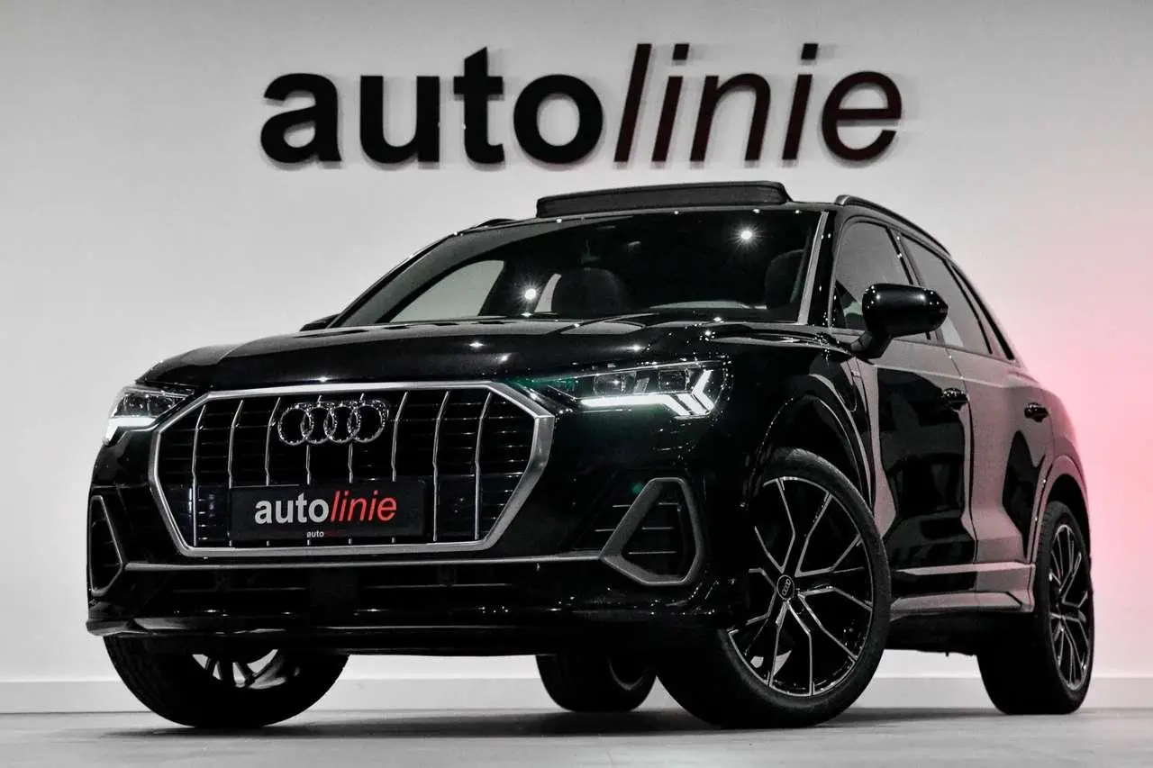 Photo 1 : Audi Q3 2021 Hybrid