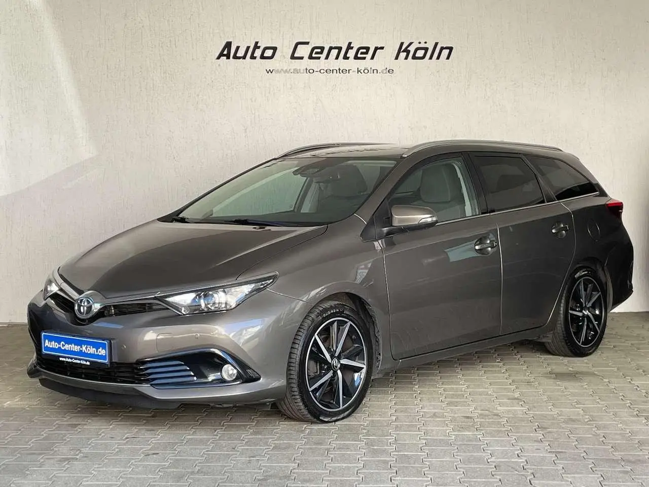 Photo 1 : Toyota Auris 2017 Diesel