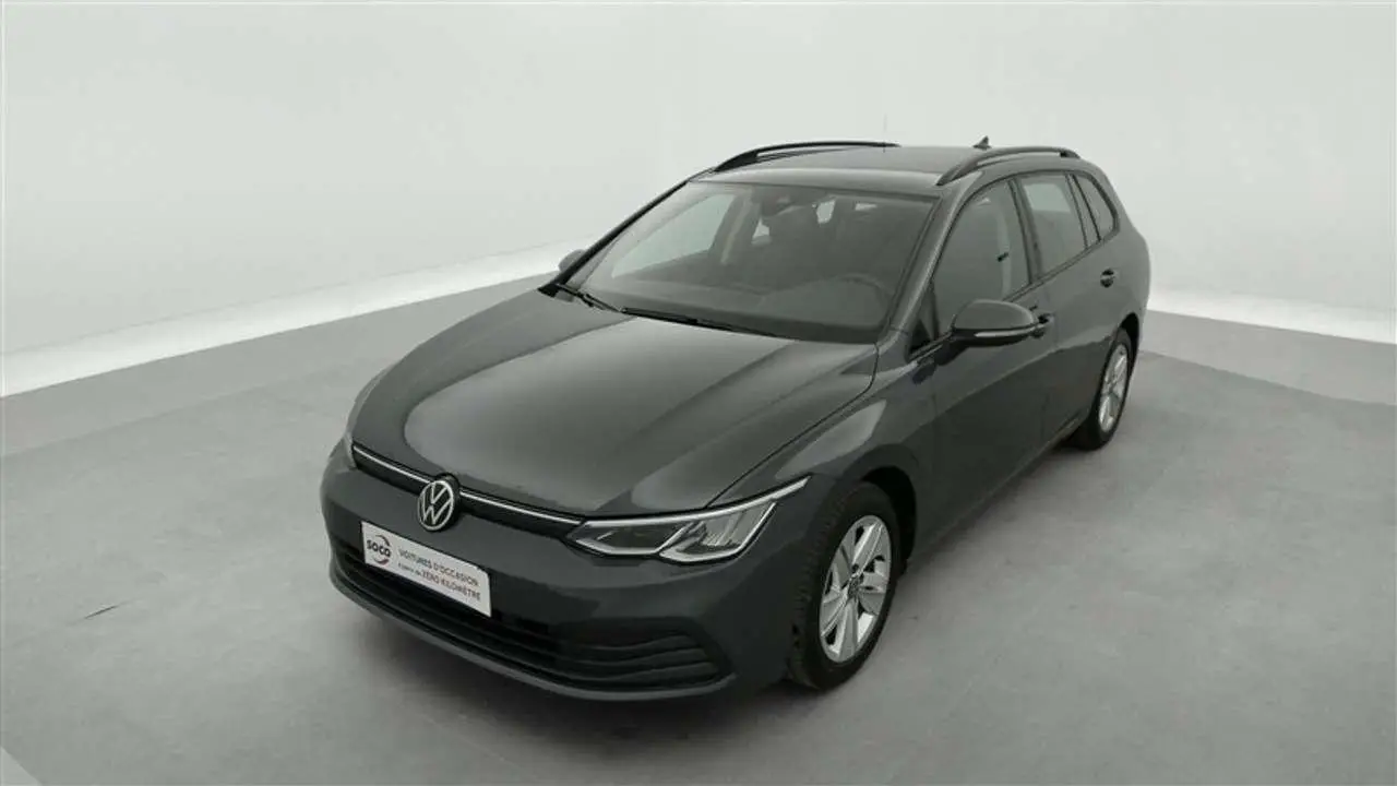 Photo 1 : Volkswagen Golf 2021 Petrol