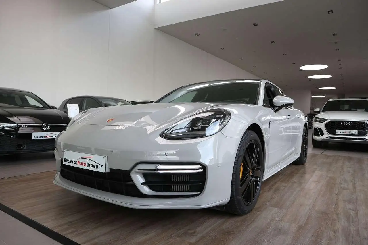 Photo 1 : Porsche Panamera 2023 Hybride