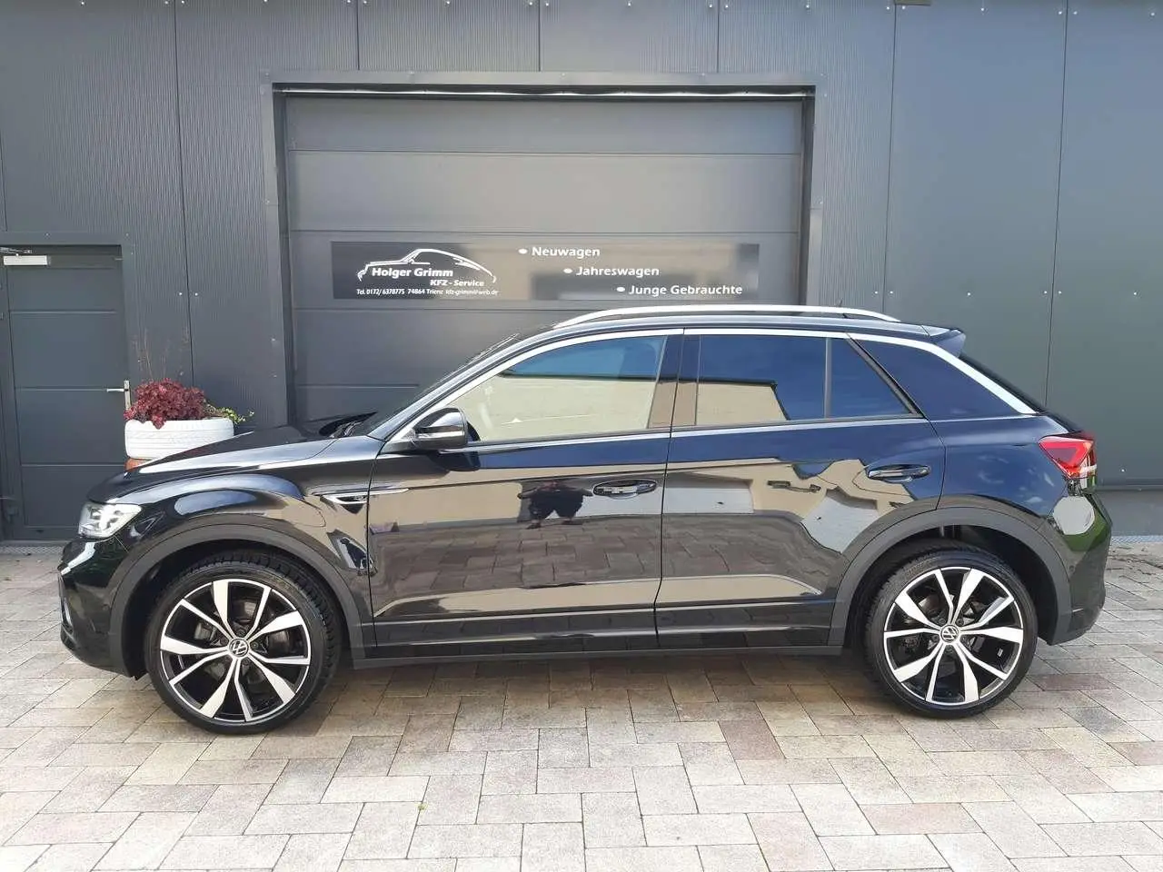 Photo 1 : Volkswagen T-roc 2023 Essence