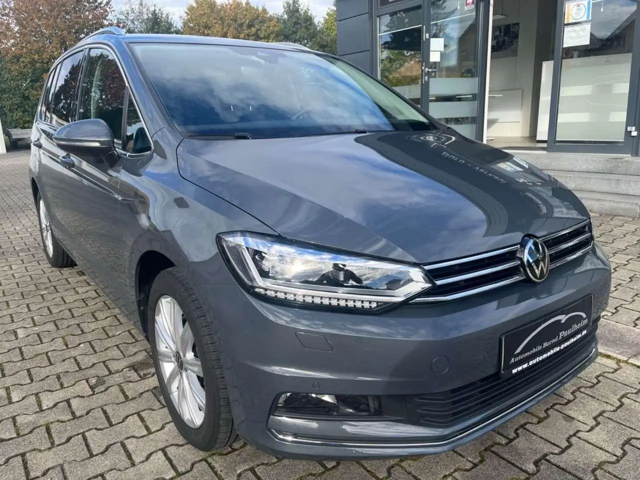 Photo 1 : Volkswagen Touran 2024 Essence