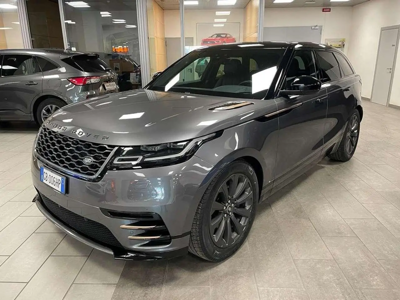 Photo 1 : Land Rover Range Rover Velar 2020 Diesel