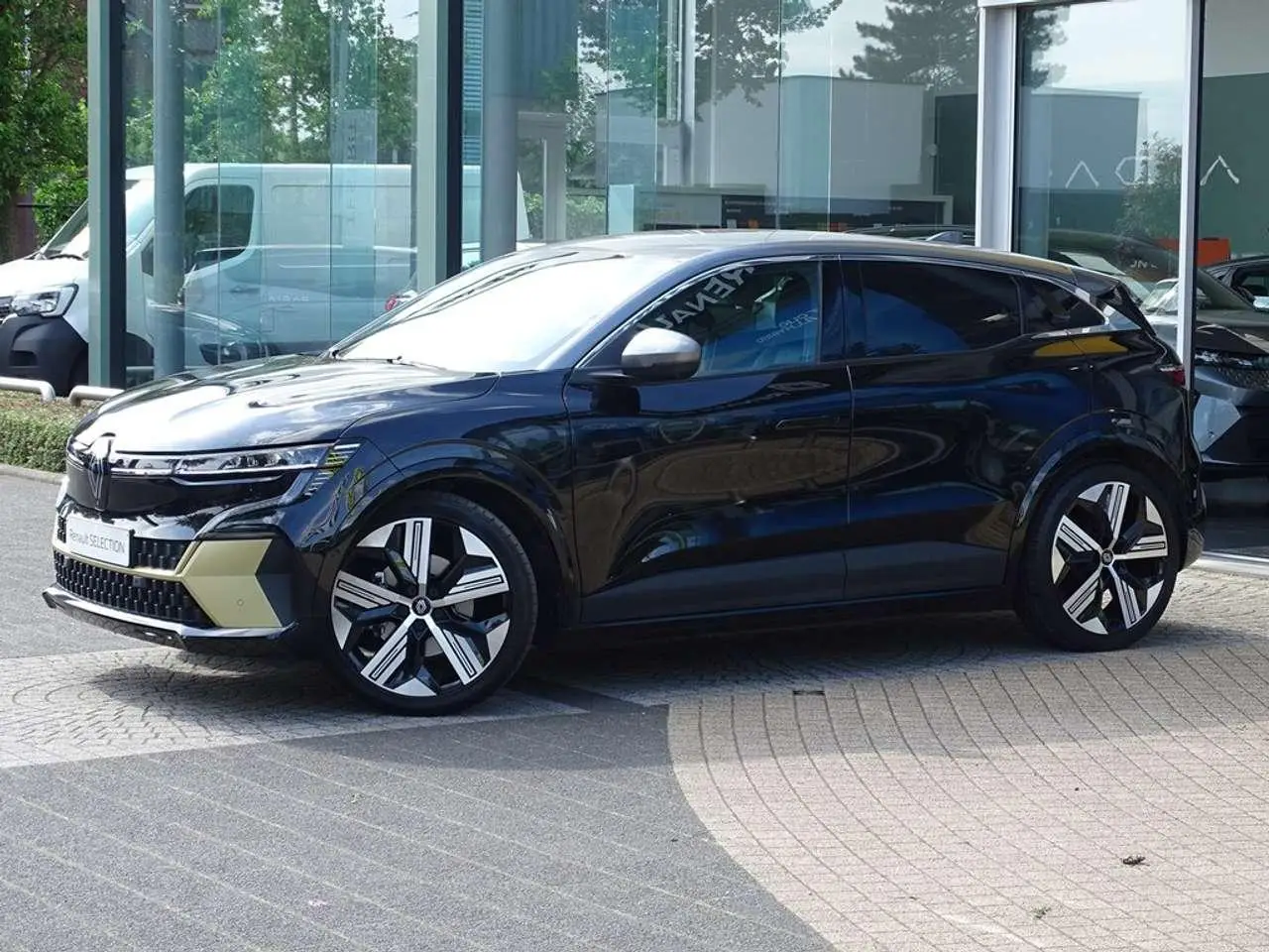 Photo 1 : Renault Megane 2023 Electric