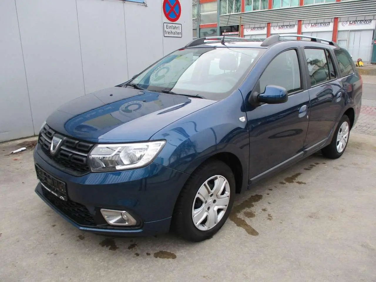 Photo 1 : Dacia Logan 2018 Petrol