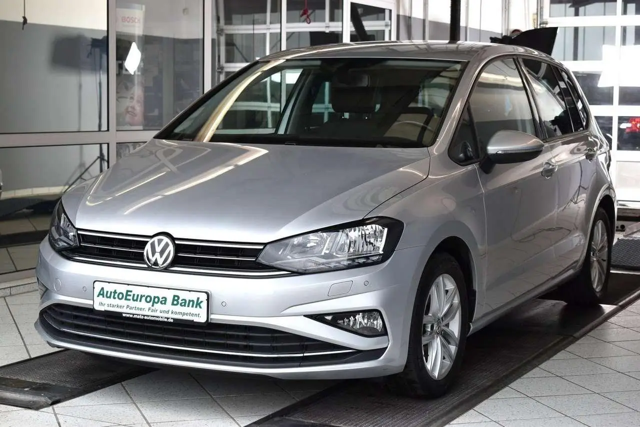 Photo 1 : Volkswagen Golf 2019 Diesel