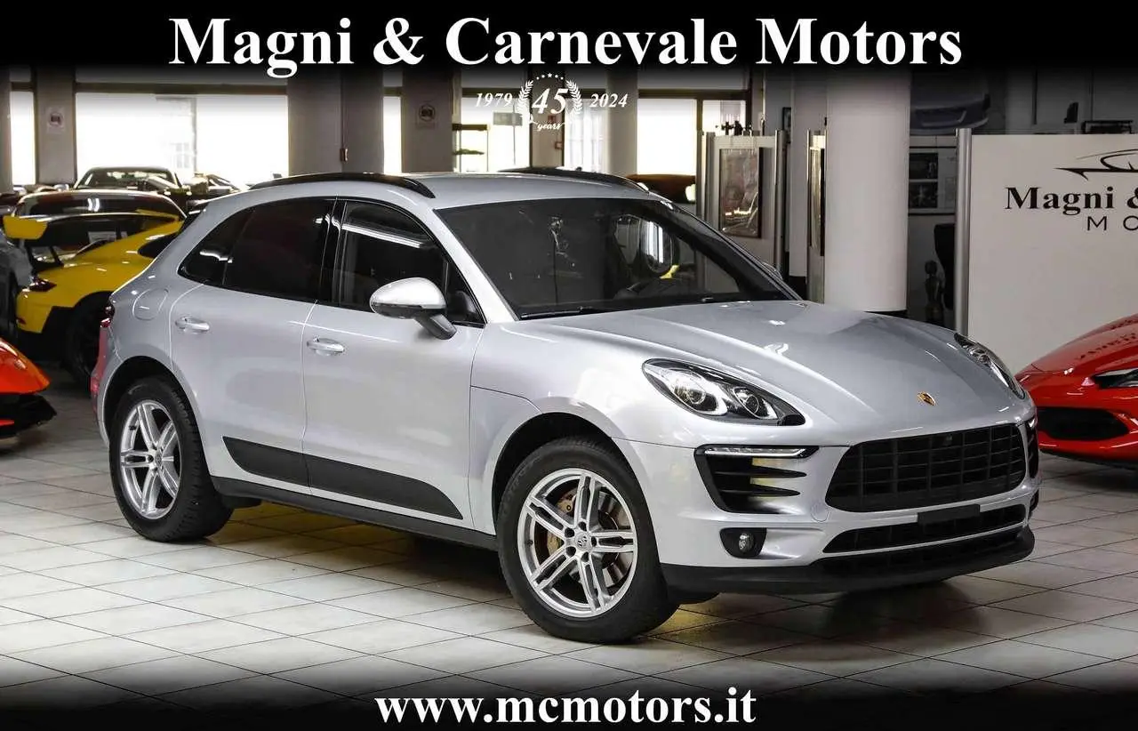 Photo 1 : Porsche Macan 2015 Diesel