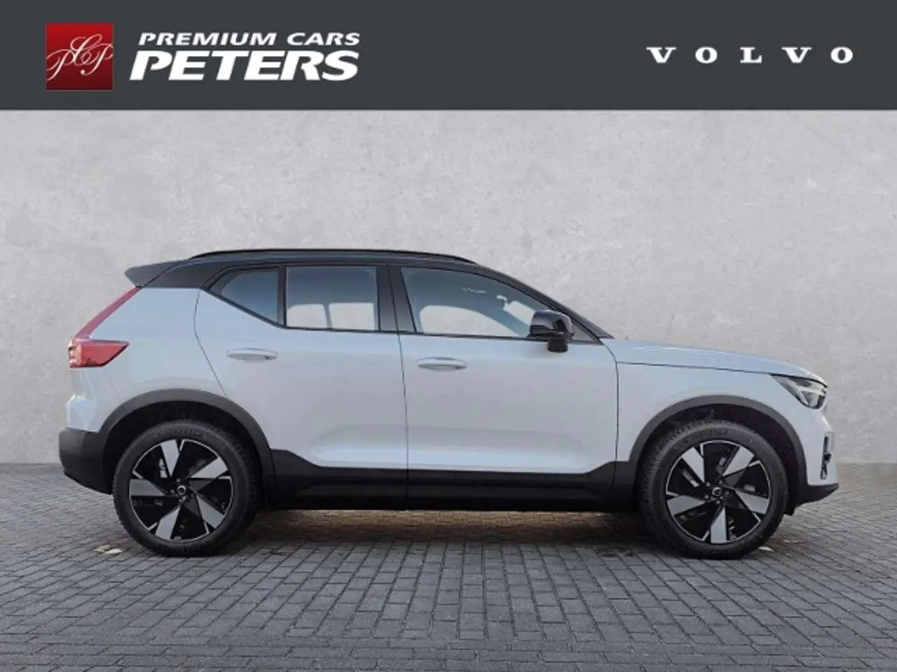 Photo 1 : Volvo Xc40 2024 Électrique