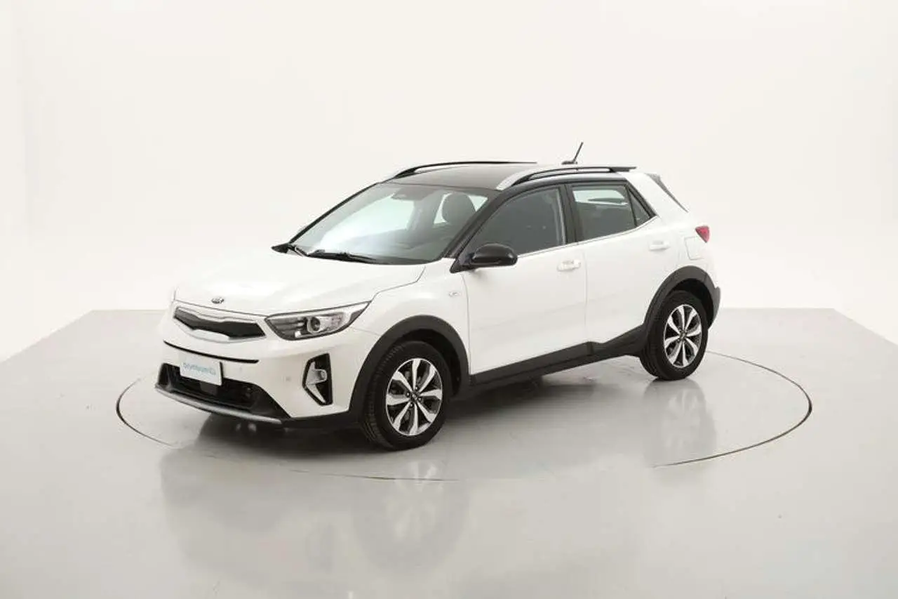 Photo 1 : Kia Stonic 2021 Hybride