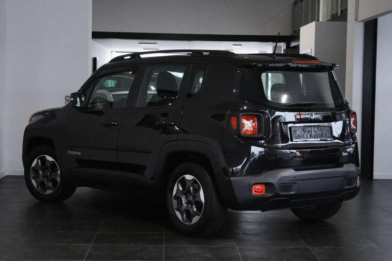 Photo 1 : Jeep Renegade 2015 Petrol