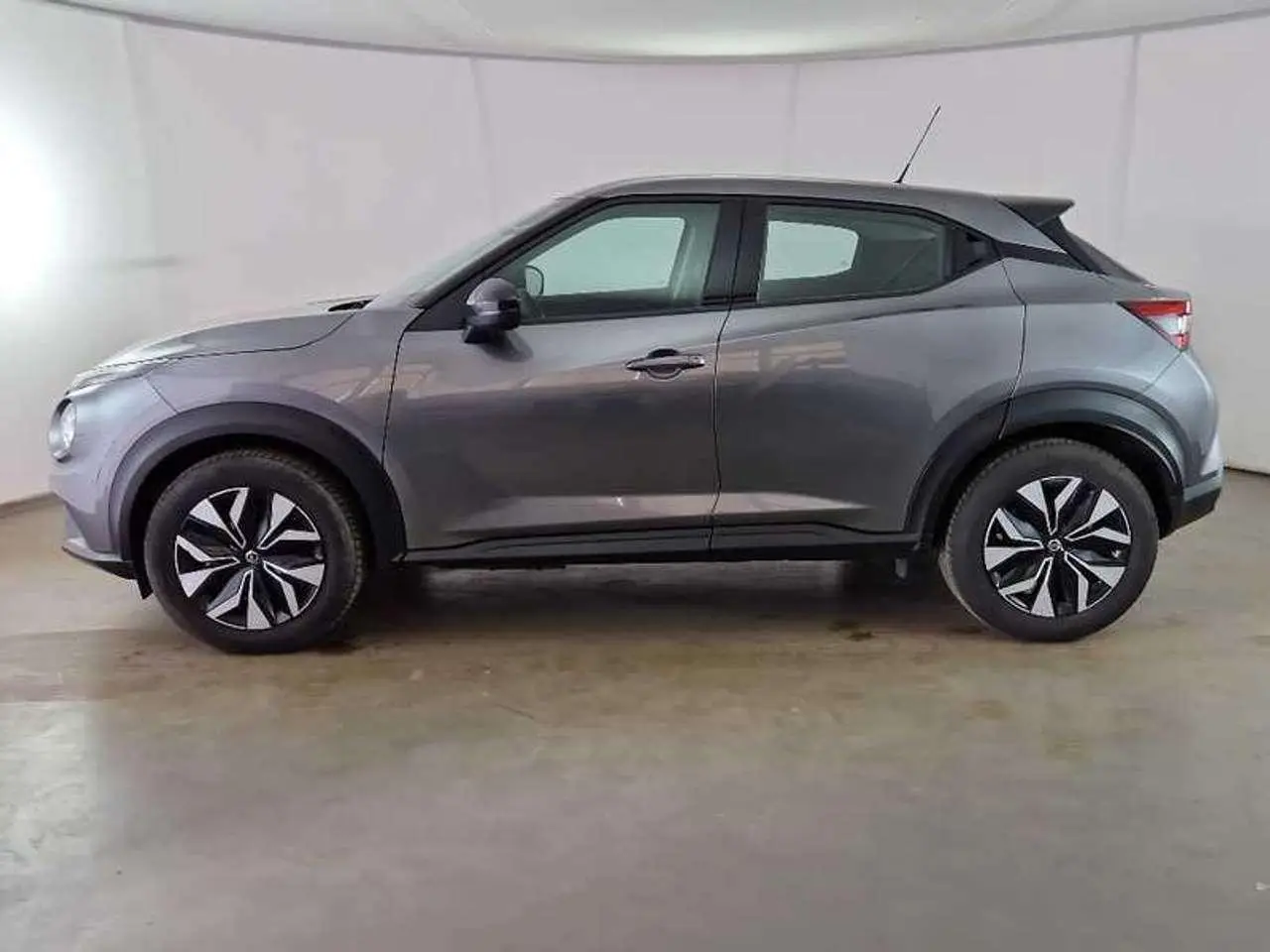 Photo 1 : Nissan Juke 2021 Essence