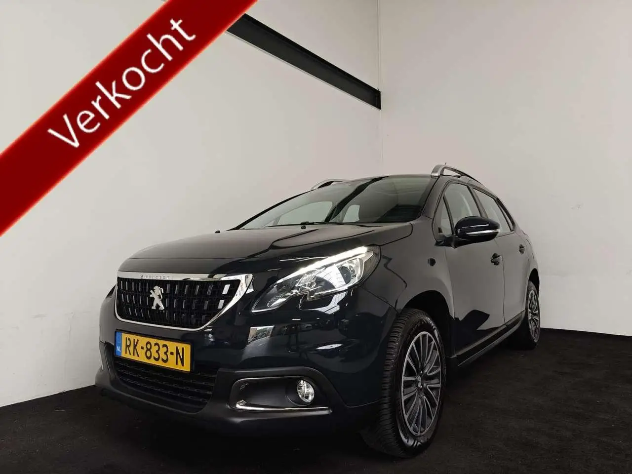 Photo 1 : Peugeot 2008 2018 Petrol