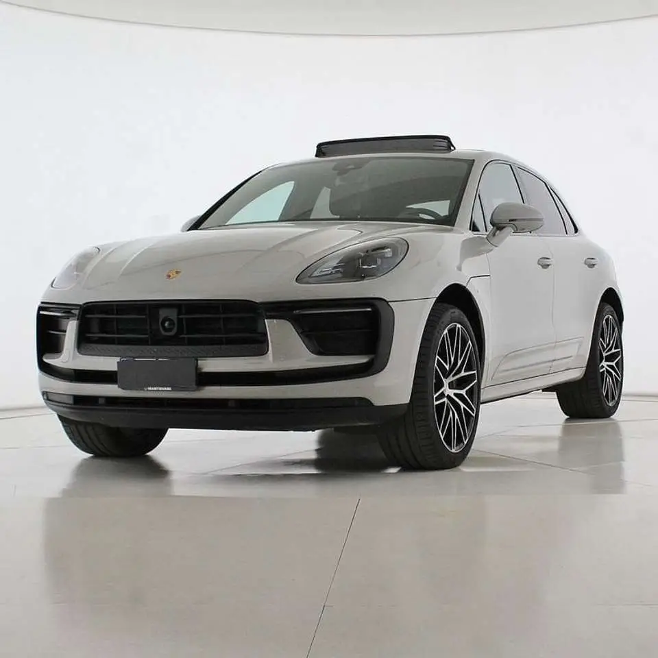 Photo 1 : Porsche Macan 2022 Essence