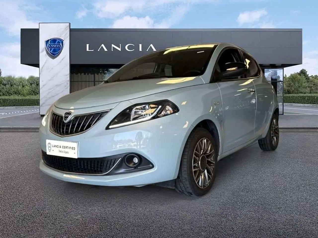 Photo 1 : Lancia Ypsilon 2023 Essence