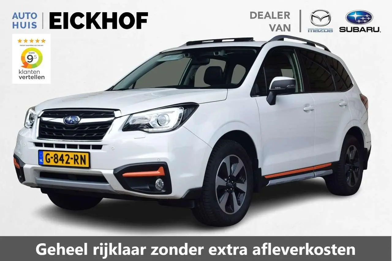 Photo 1 : Subaru Forester 2018 Petrol