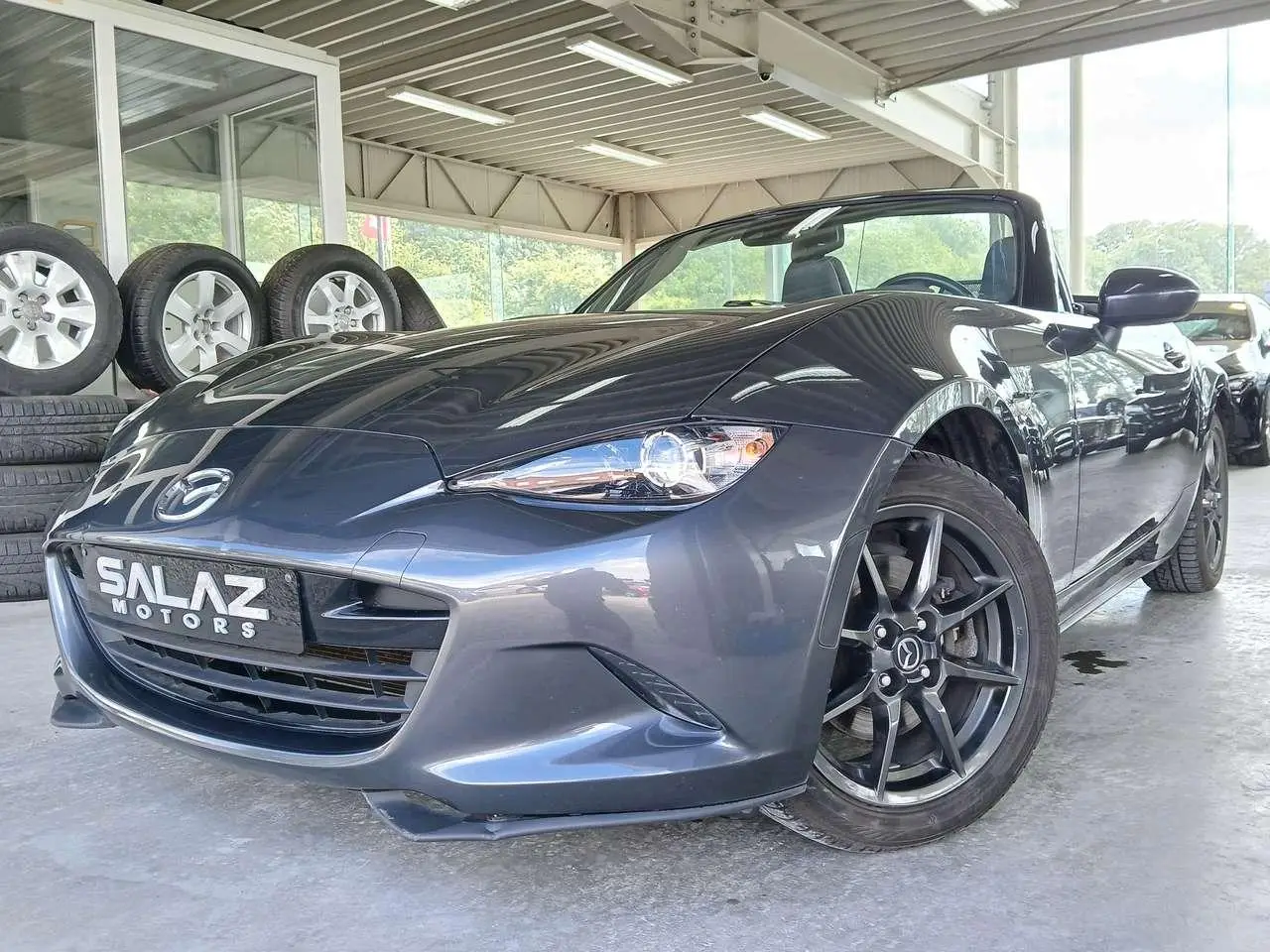 Photo 1 : Mazda Mx-5 2017 Petrol