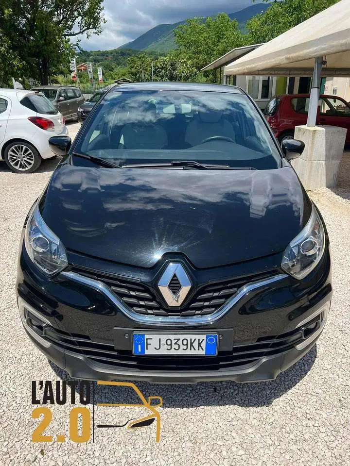 Photo 1 : Renault Captur 2017 Essence