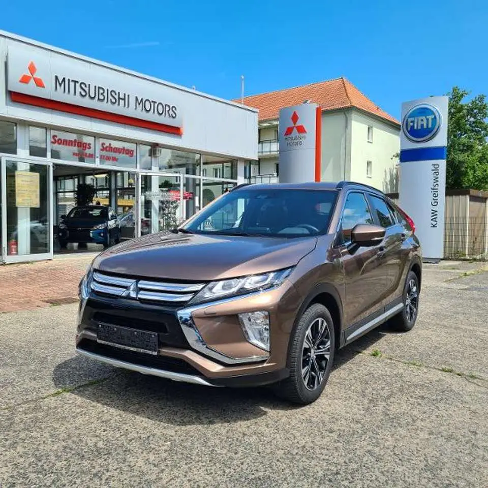 Photo 1 : Mitsubishi Eclipse 2019 Petrol