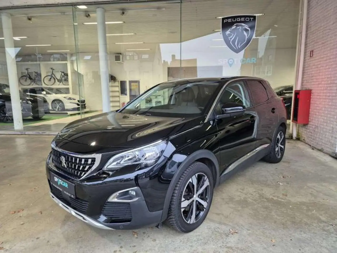 Photo 1 : Peugeot 3008 2018 Petrol