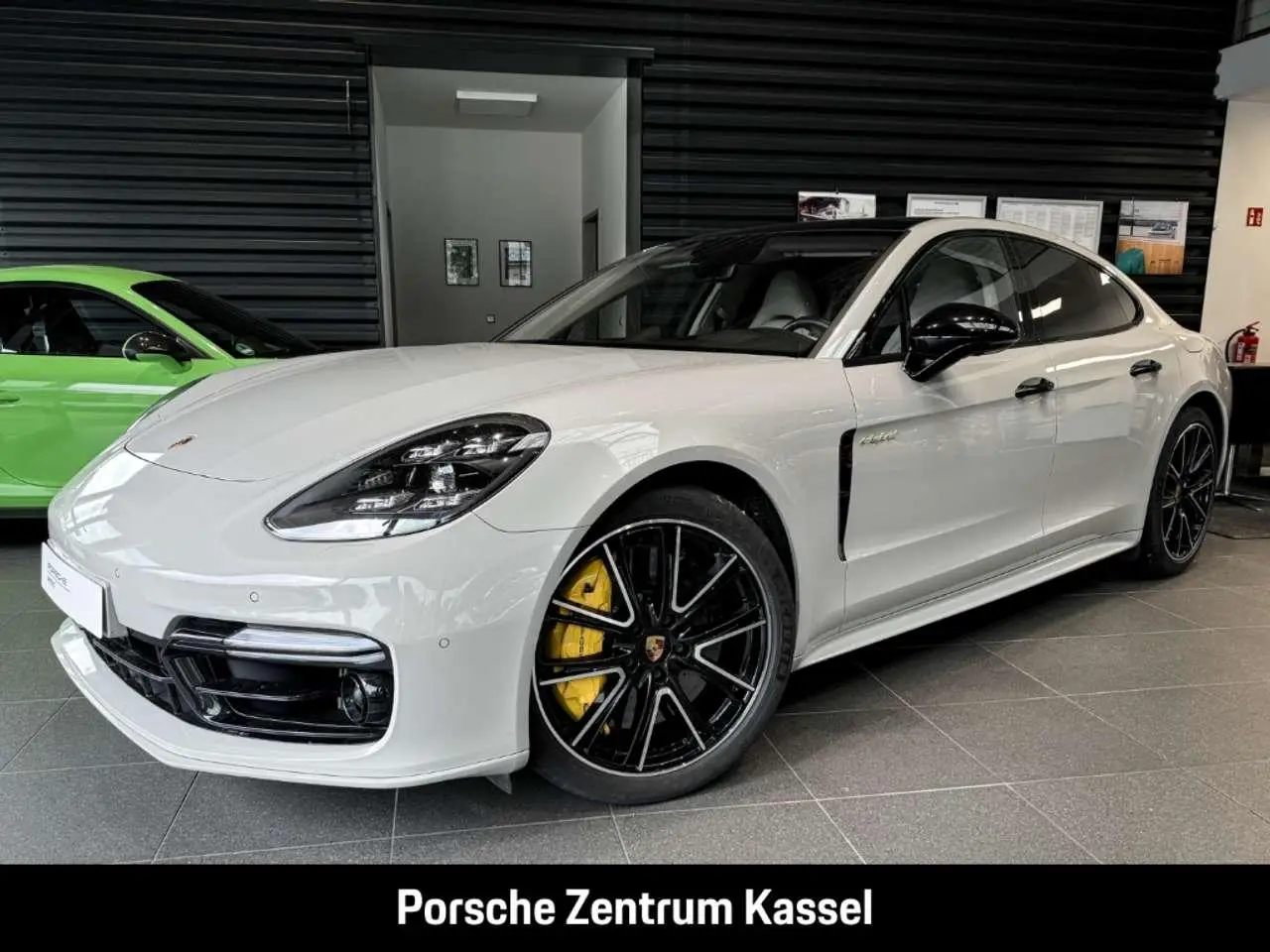 Photo 1 : Porsche Panamera 2019 Hybride