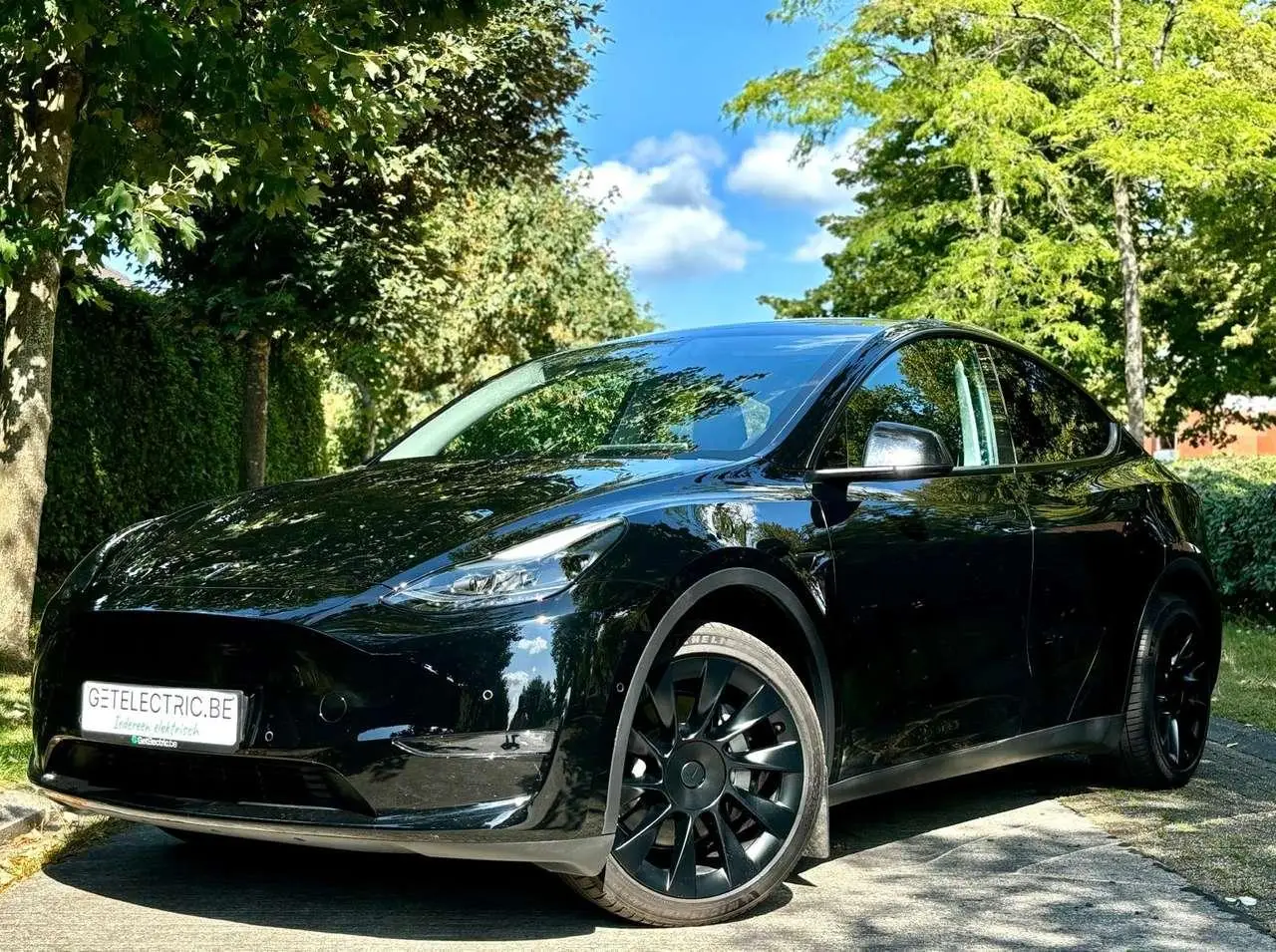 Photo 1 : Tesla Model Y 2022 Électrique