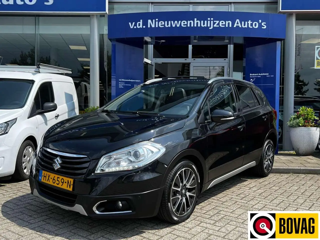 Photo 1 : Suzuki Sx4 2016 Petrol