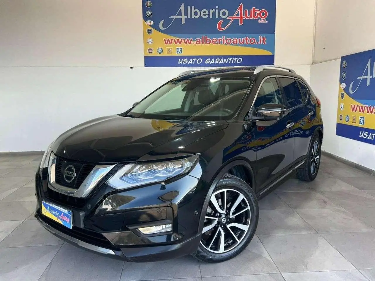 Photo 1 : Nissan X-trail 2018 Diesel