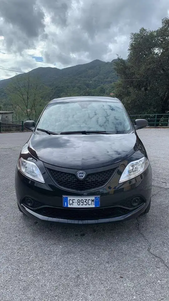 Photo 1 : Lancia Ypsilon 2021 Hybrid