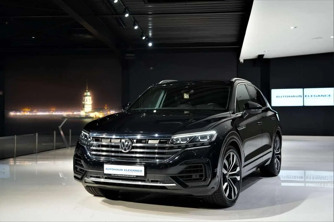 Photo 1 : Volkswagen Touareg 2019 Diesel