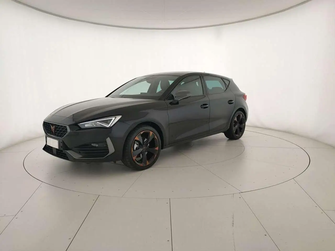 Photo 1 : Cupra Leon 2024 Hybrid