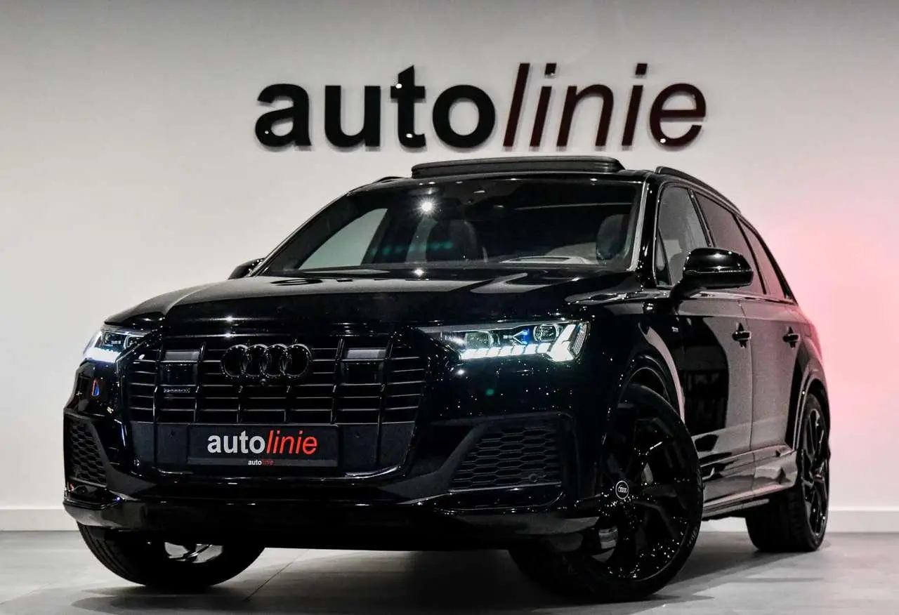 Photo 1 : Audi Q7 2020 Hybrid