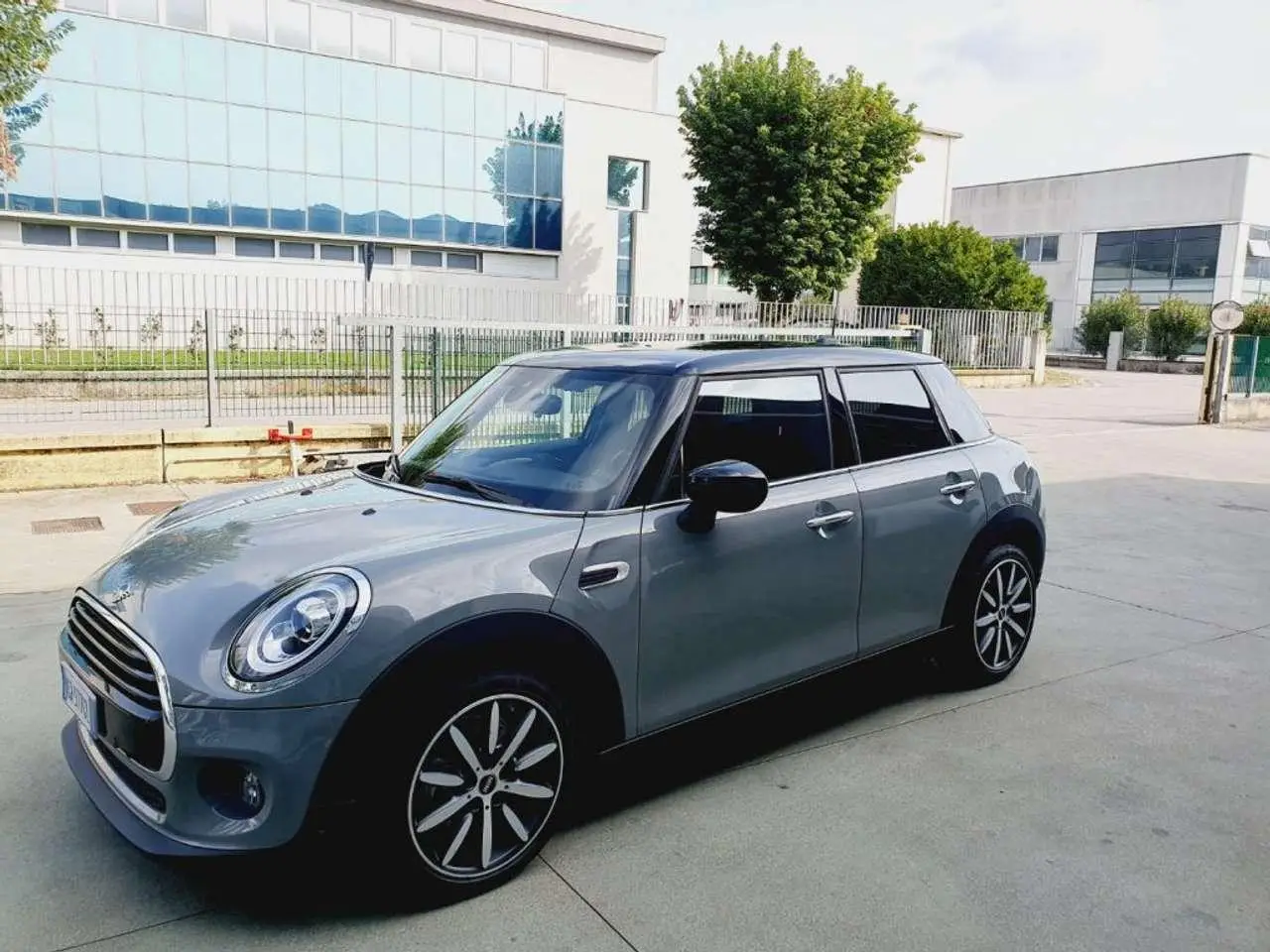 Photo 1 : Mini Cooper 2020 Essence