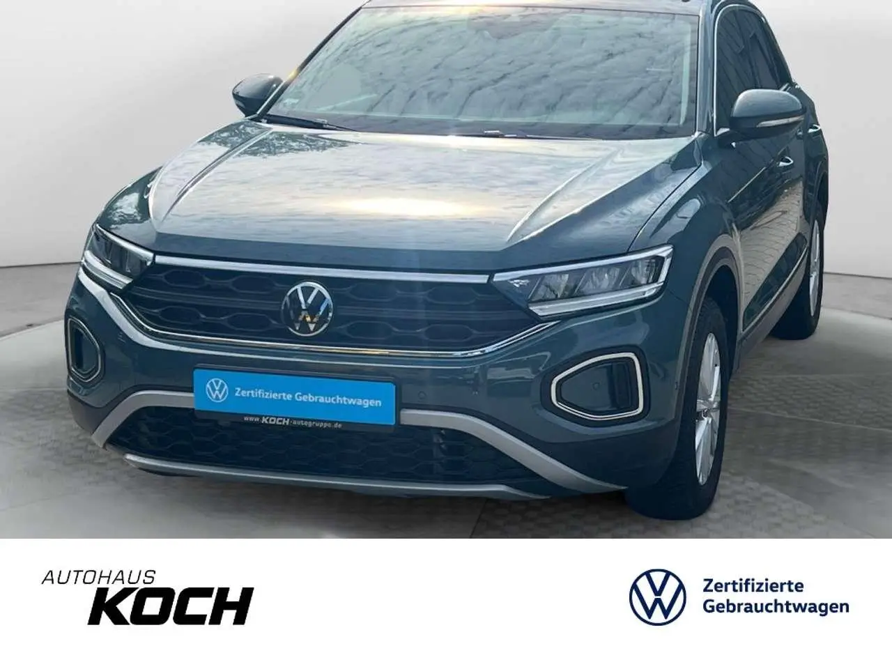 Photo 1 : Volkswagen T-roc 2023 Essence