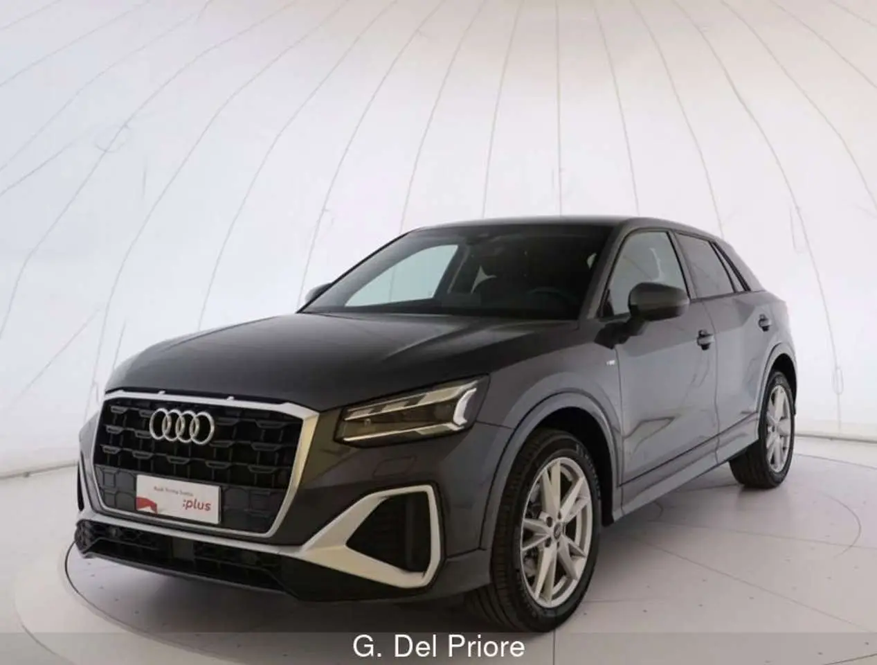 Photo 1 : Audi Q2 2023 Diesel