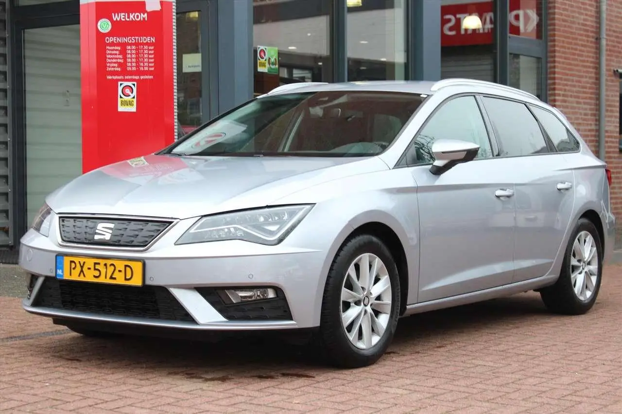 Photo 1 : Seat Leon 2017 Petrol