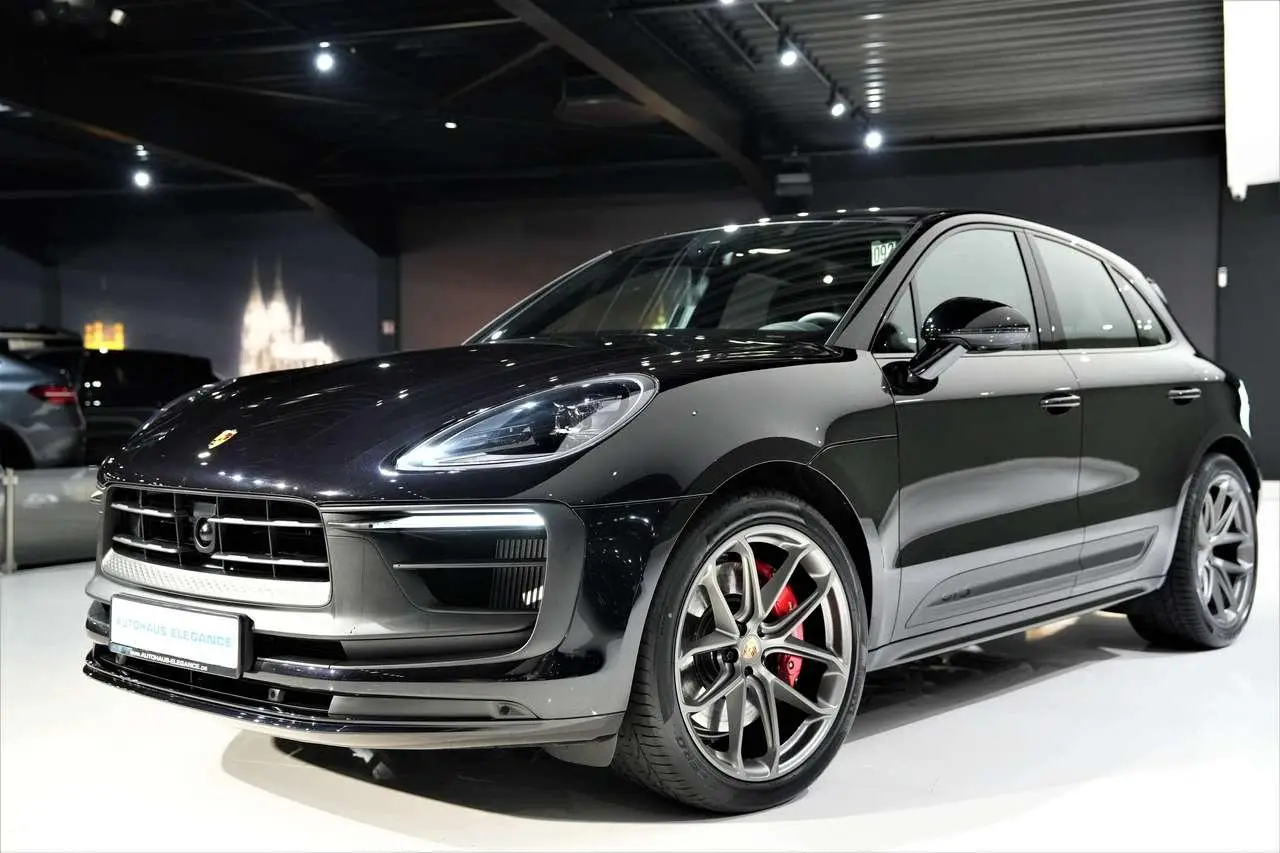 Photo 1 : Porsche Macan 2023 Essence