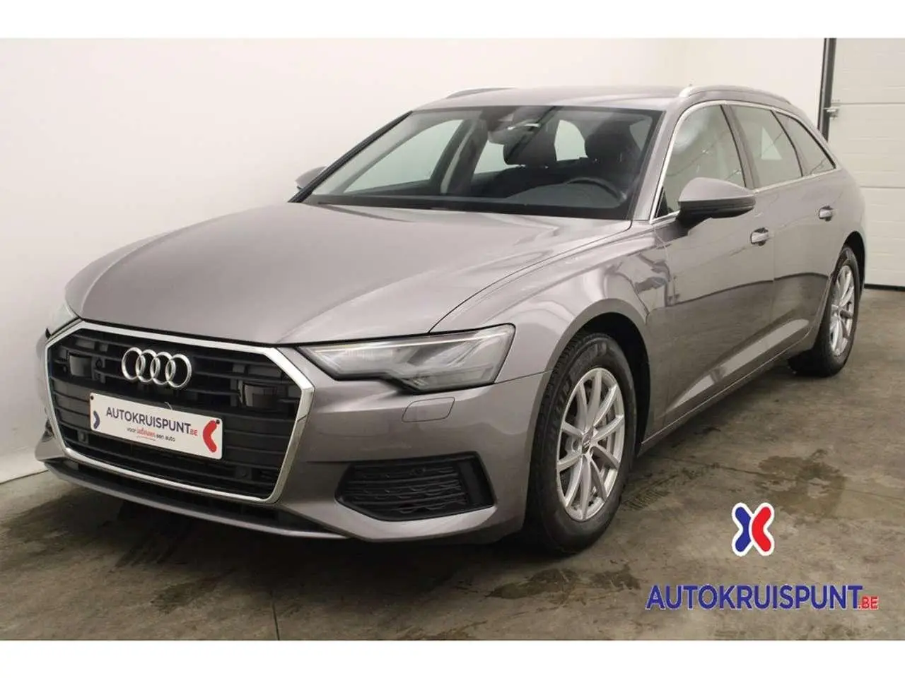 Photo 1 : Audi A6 2019 Petrol