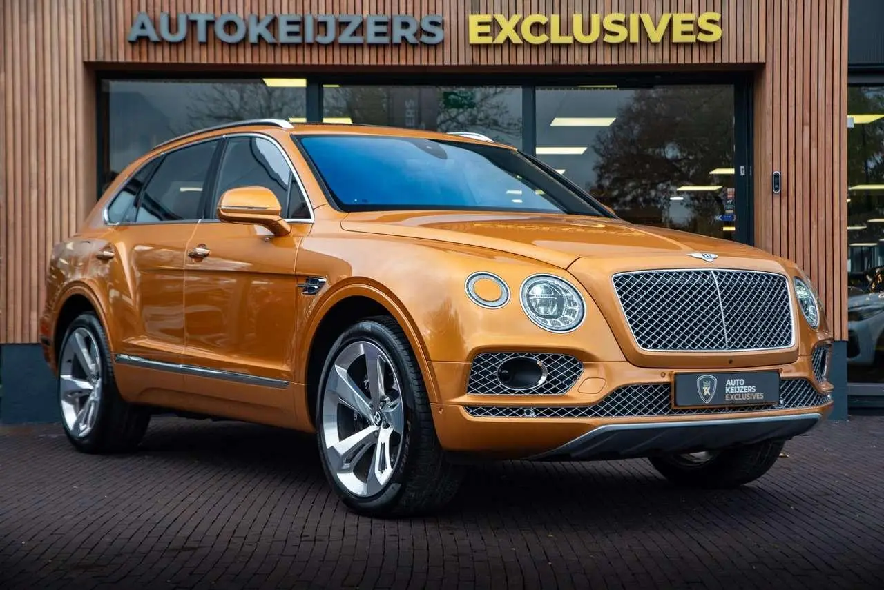 Photo 1 : Bentley Bentayga 2018 Essence