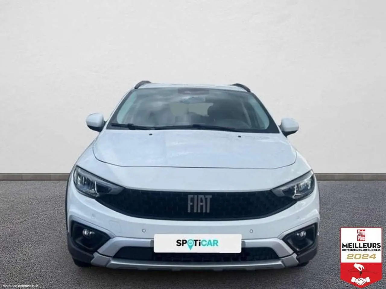 Photo 1 : Fiat Tipo 2024 Petrol