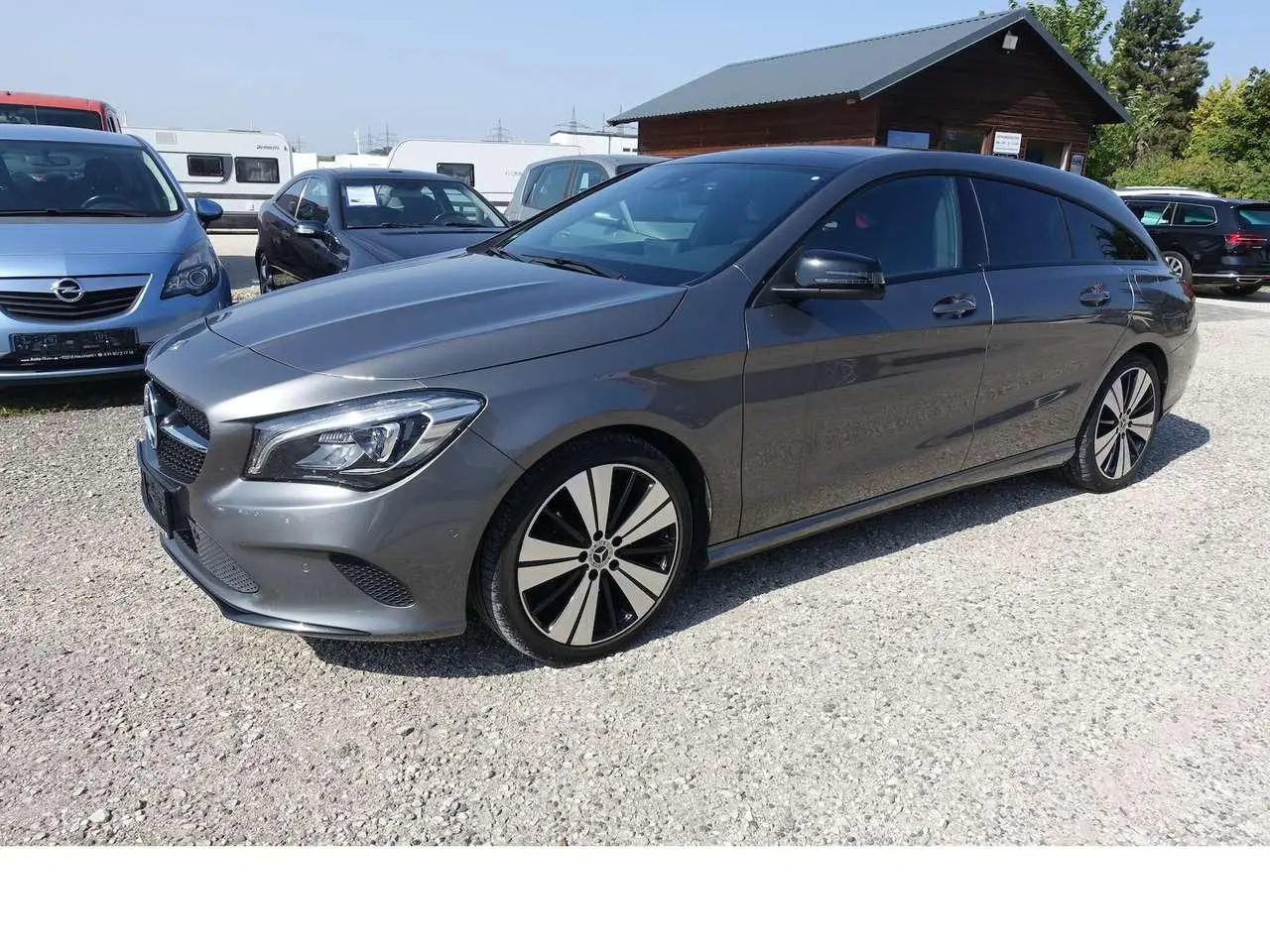 Photo 1 : Mercedes-benz Classe Cla 2017 Petrol