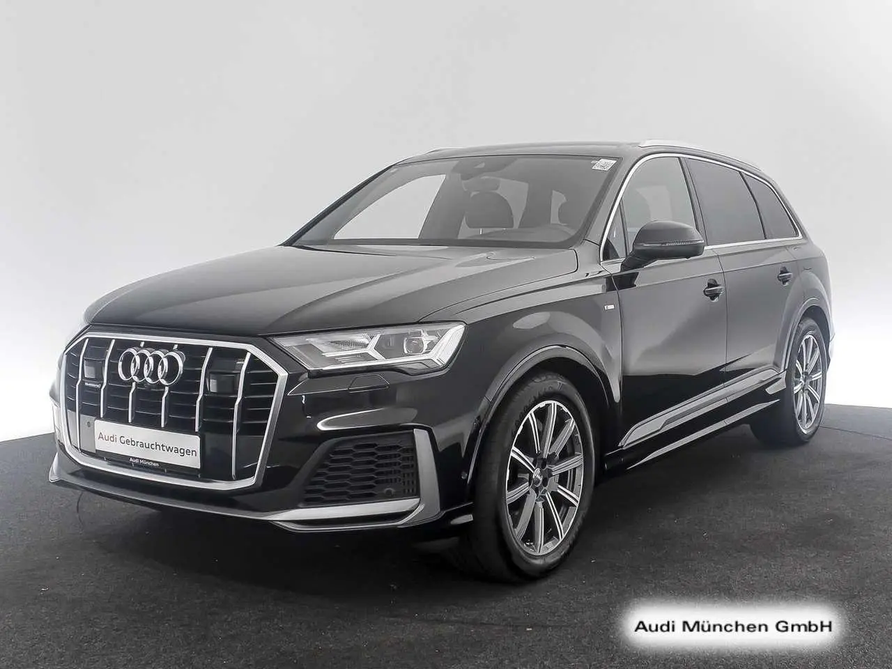 Photo 1 : Audi Q7 2020 Hybrid