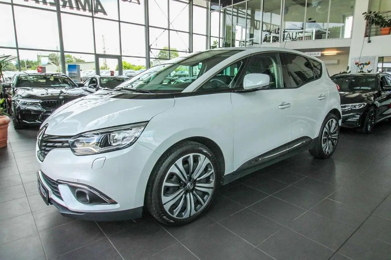 Photo 1 : Renault Scenic 2019 Petrol