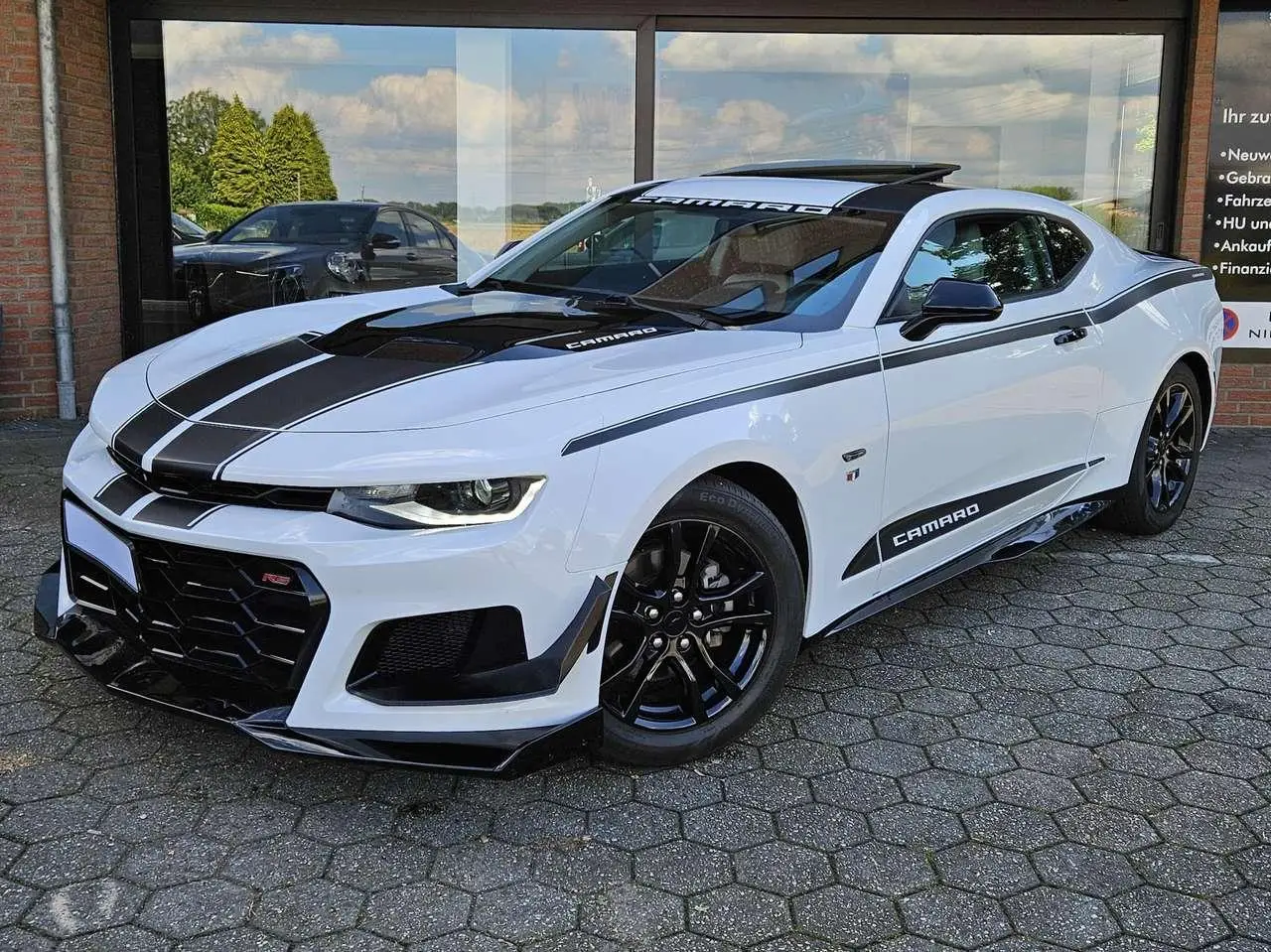 Photo 1 : Chevrolet Camaro 2017 Essence