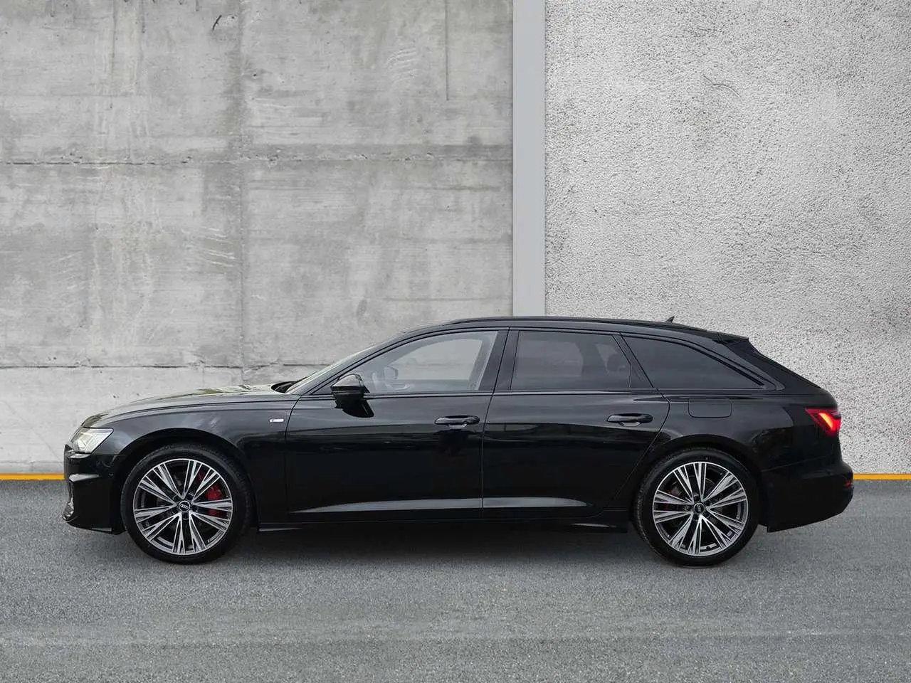 Photo 1 : Audi A6 2020 Hybrid