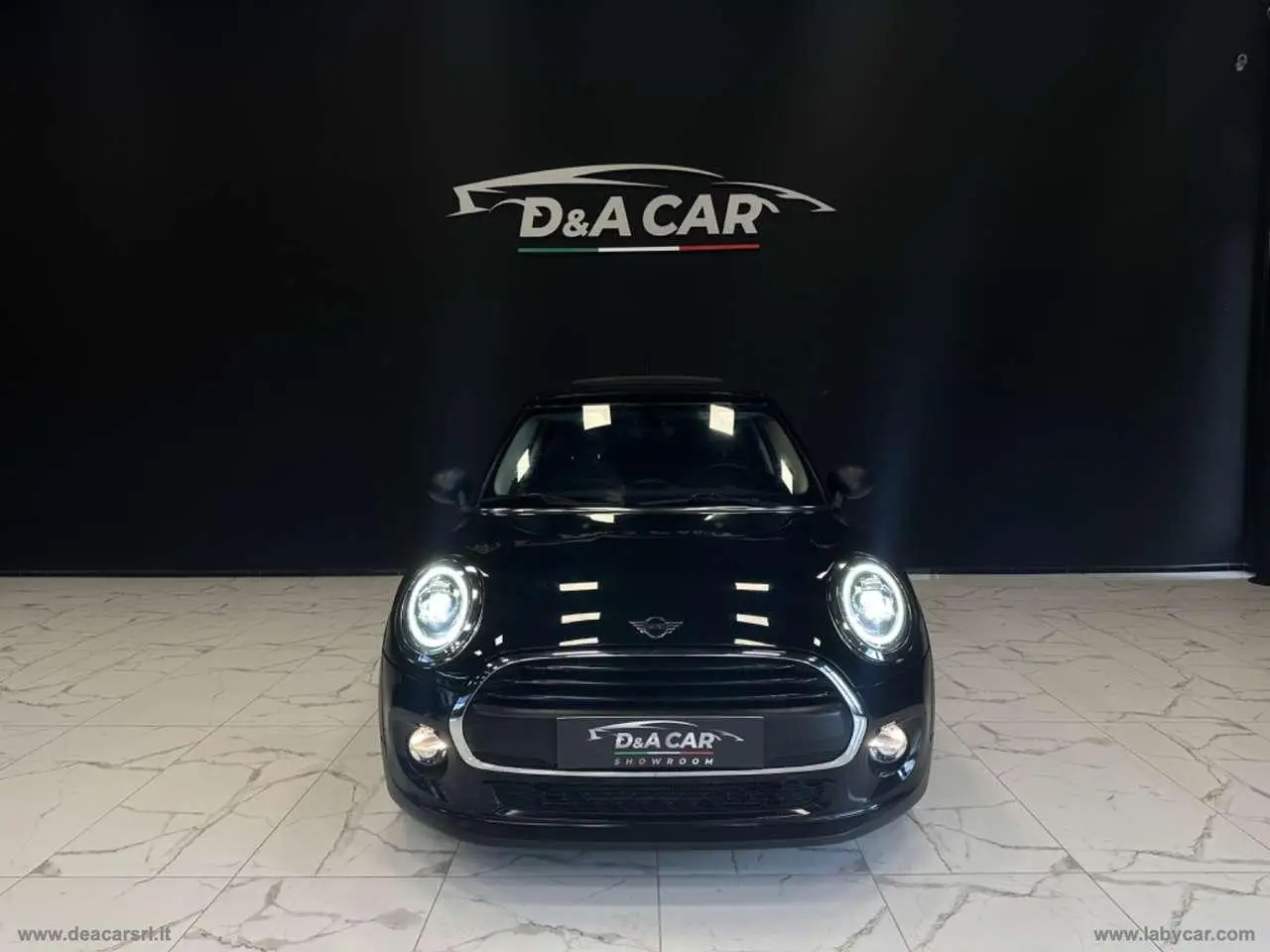 Photo 1 : Mini One 2019 Petrol