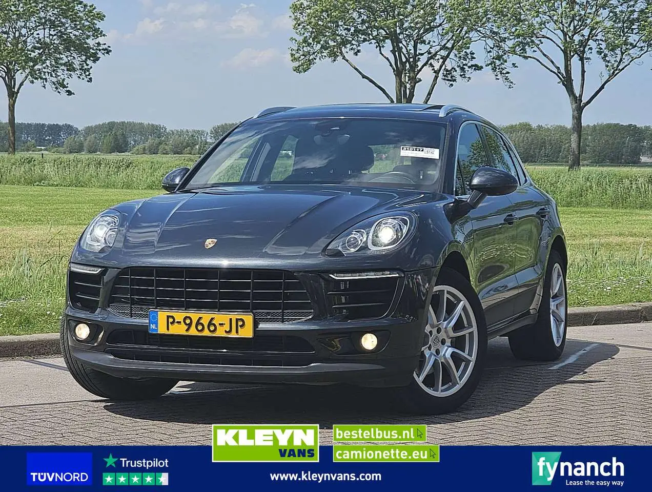 Photo 1 : Porsche Macan 2018 Petrol