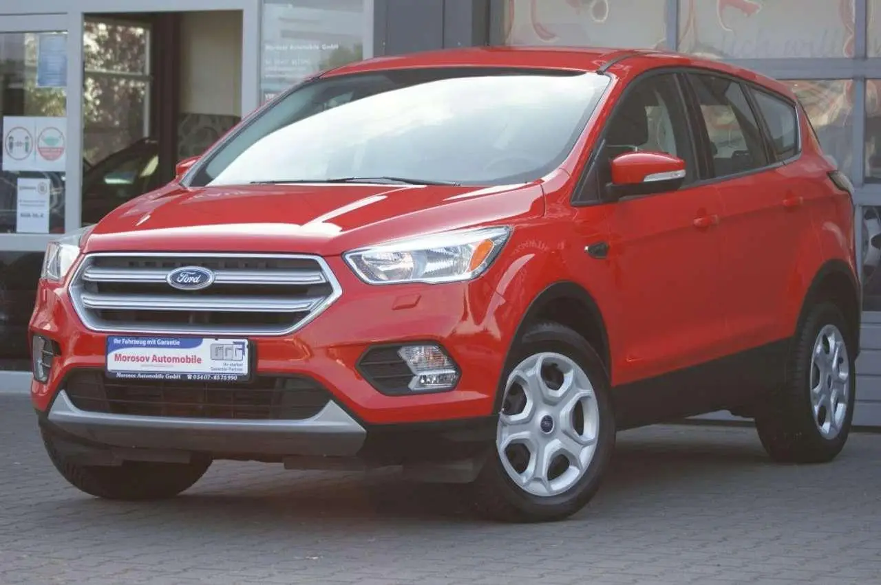 Photo 1 : Ford Kuga 2017 Petrol